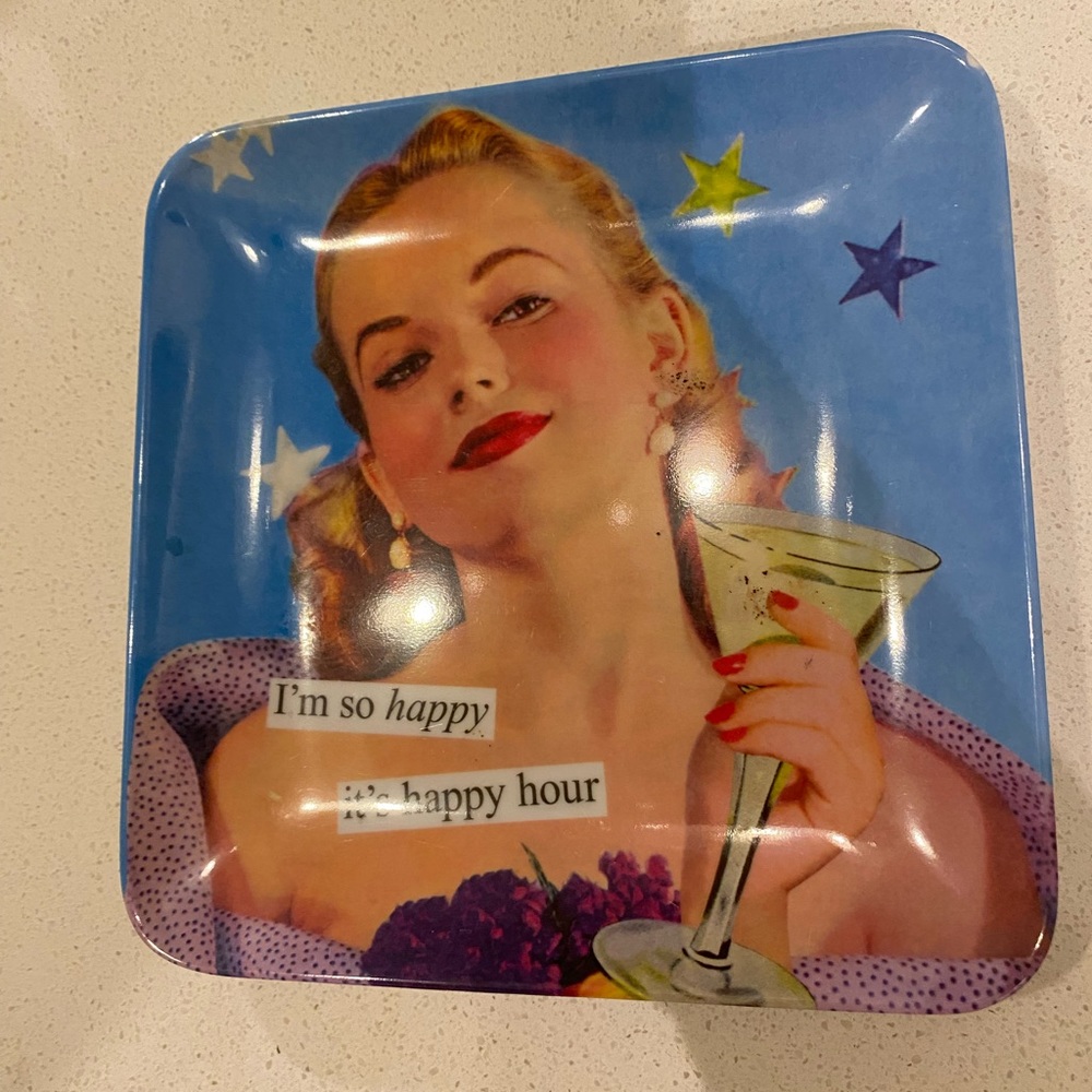 IM SO HAPPY ITS HAPPY HOUR VINTAGE PLATE
